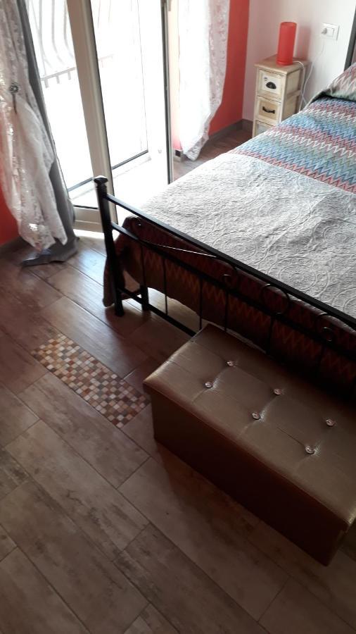 La Rezztella Bed & Breakfast Fondi Luaran gambar