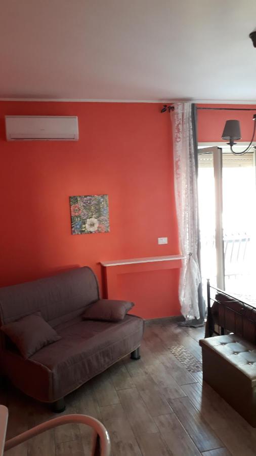 La Rezztella Bed & Breakfast Fondi Luaran gambar