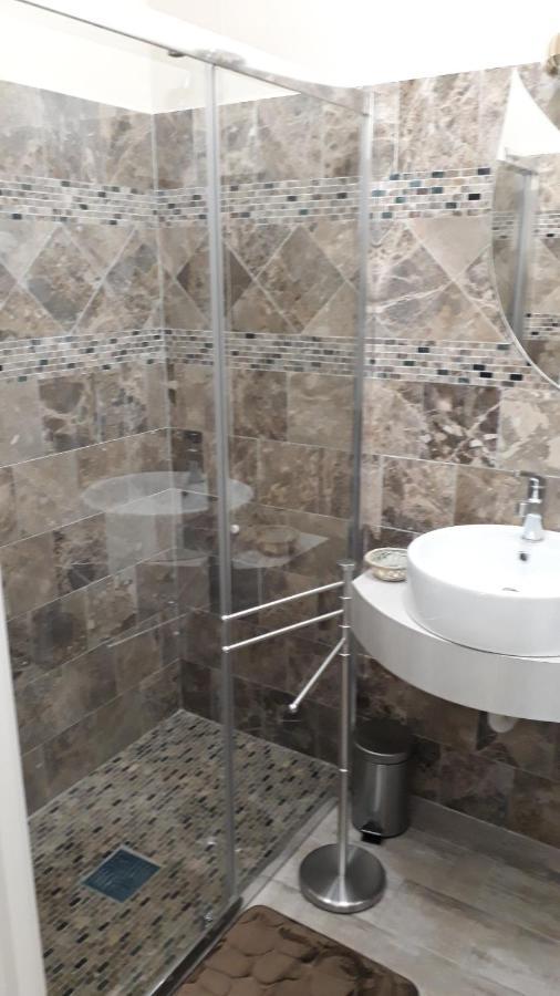 La Rezztella Bed & Breakfast Fondi Luaran gambar